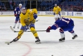 Sweden keeps streak alive after wild third period