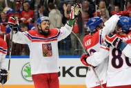 Czech party crashers blank Russia in opener